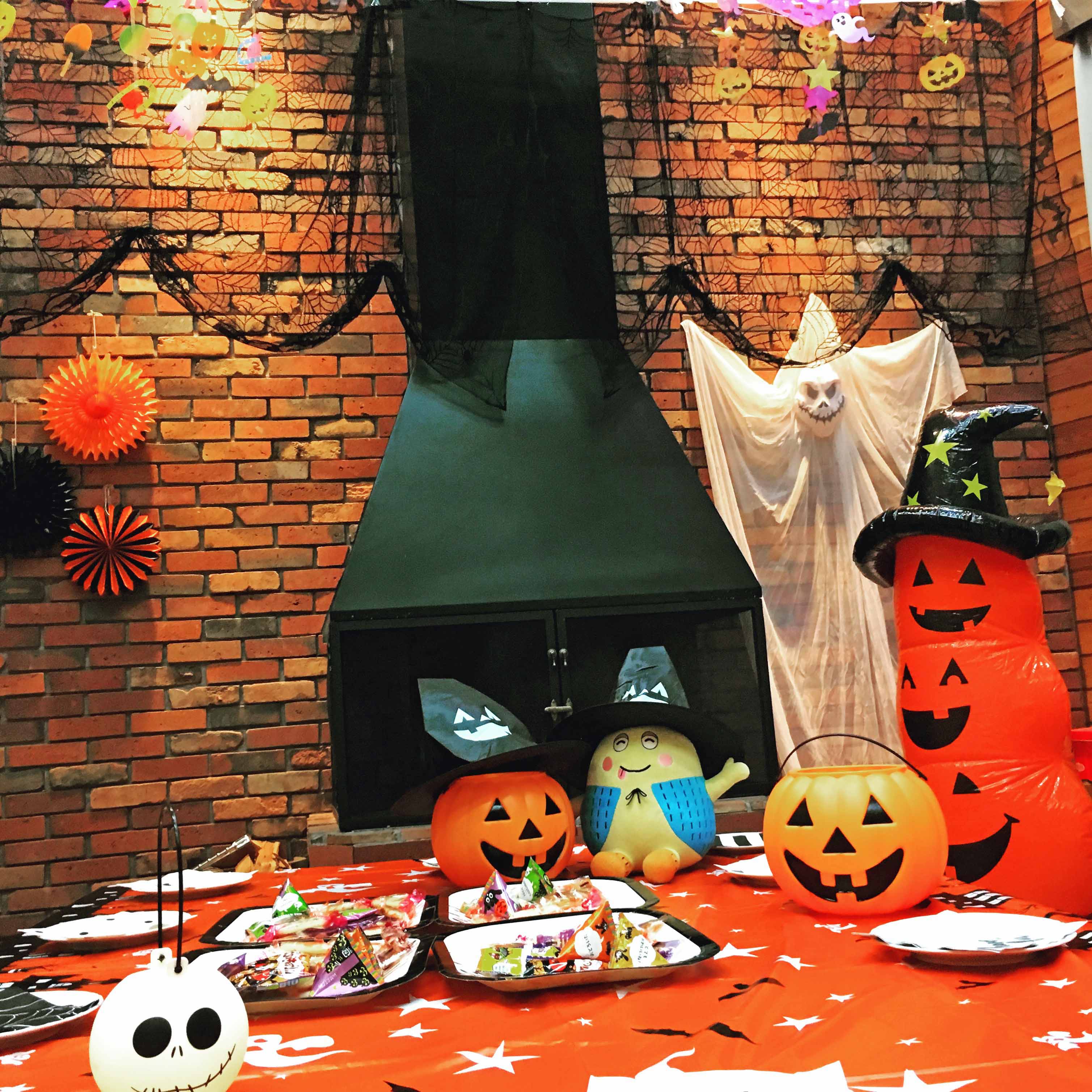 森の中、グループ旅行でハロウィンを満喫！！
