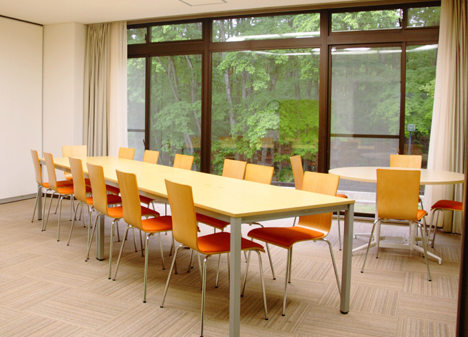 ミーティングルーム・食堂